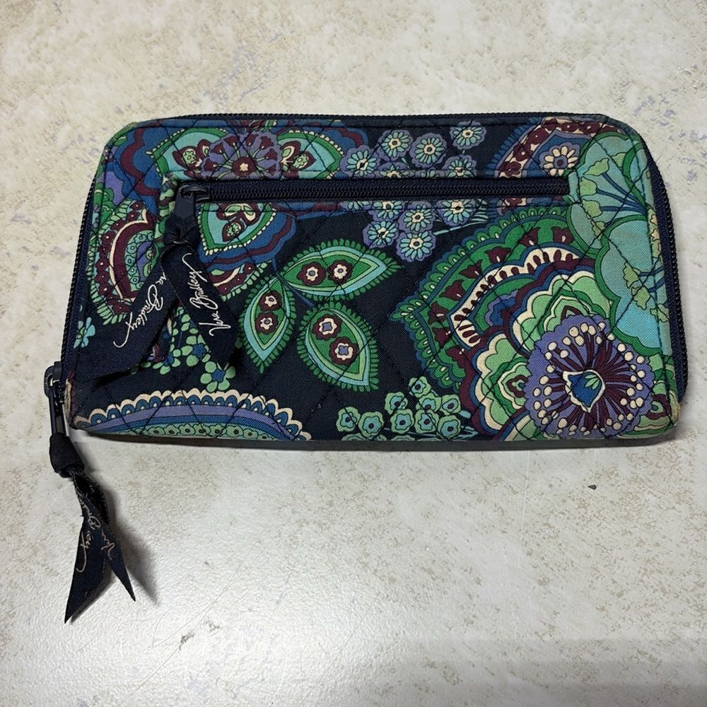 Vera Bradley Blue Rhapsody Wallet - Picture 2 of 5